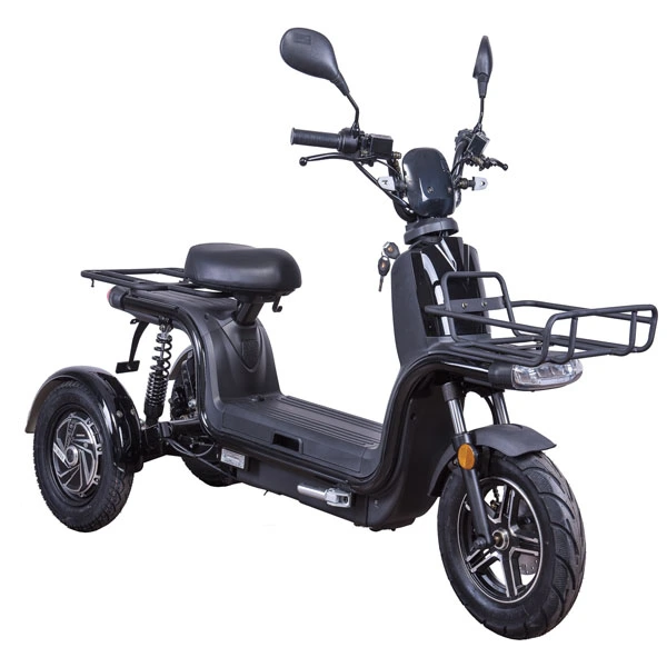 Elektromos háromkerekű robogó, biztonságos, gyors közlekedés